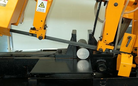 黄江镇数控带锯床自动送料精度会出现偏差吗？